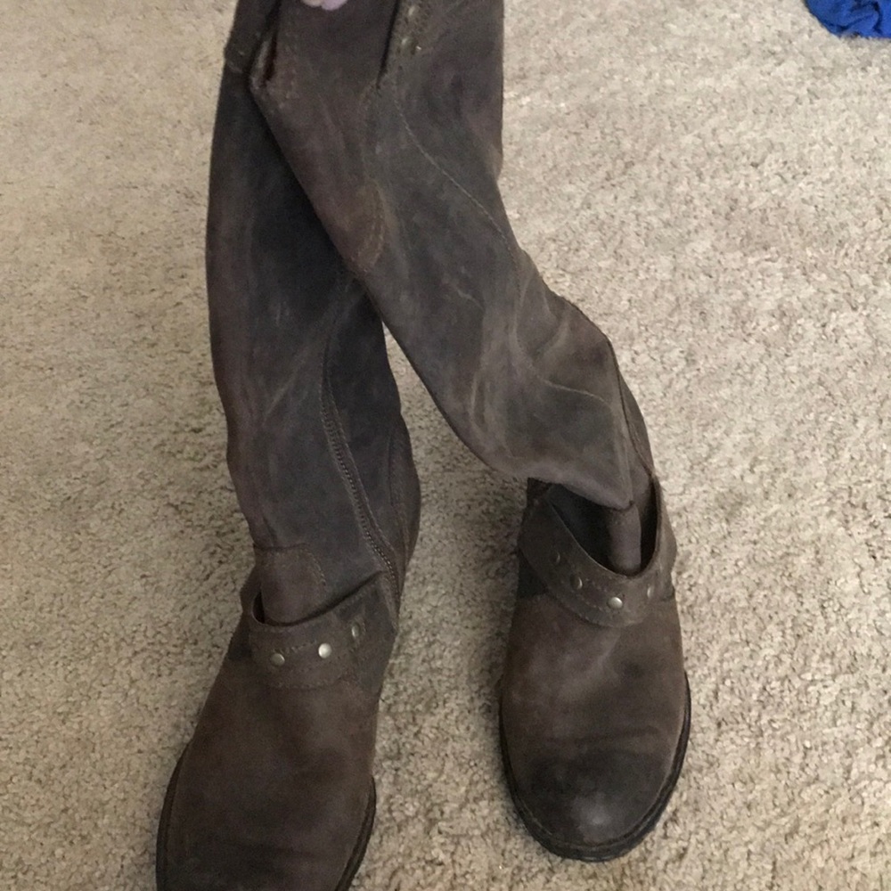 Born boots